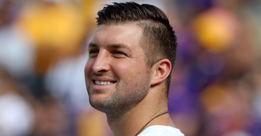 Tim Tebow Works Out As Tight End with the Jacksonville Jaguars 