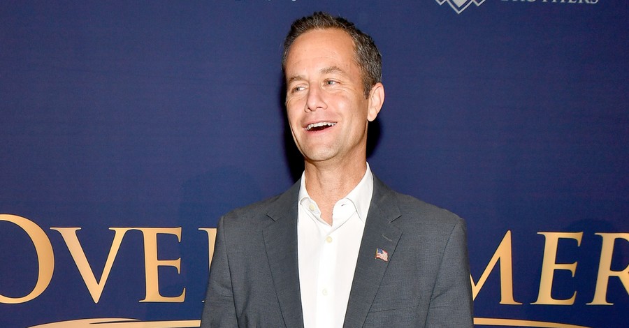 Kirk Cameron Brings His 100-Day American Campfire Revival to a Close: ‘We Pray That You Would Revive Our Nation’