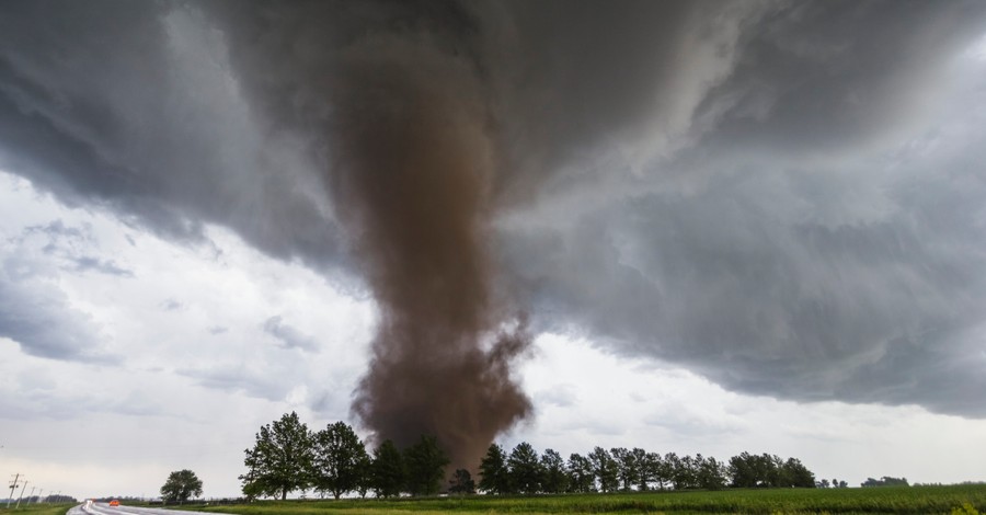 'It Was God': Former Kentucky Inmate Recognized for Saving Injured Tornado Victims in Kentucky