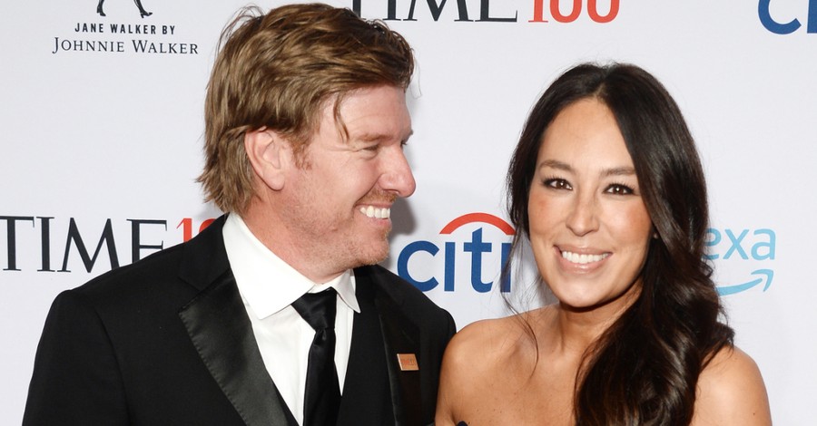 Chip and Joanna Gaines on 18 Years of Marriage: Divorce Was Never an Option, 'We're in it Forever' 