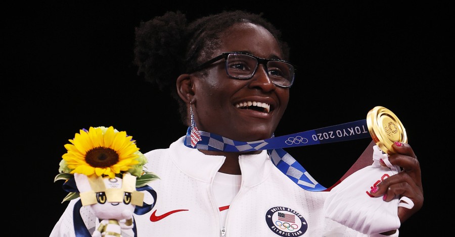 American Wrestler Tamyra Mensah-Stock Thanks God after Winning Gold in Tokyo