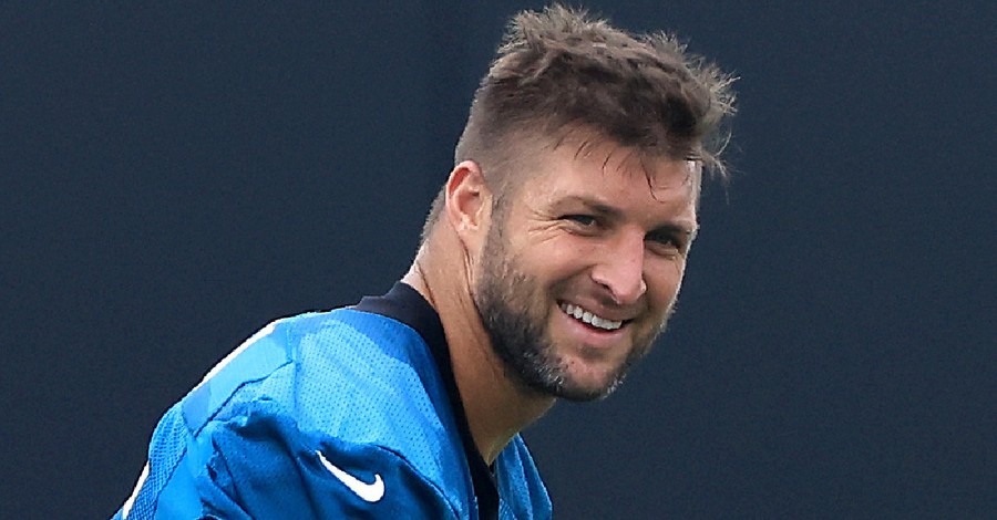 Tim Tebow Released from Jaguars but Remains Upbeat: 'God Works All Things Together for Good'