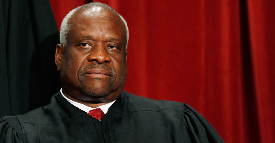 Clarence Thomas Blasts Media for Coverage, Says Justices Are Not 'Like a Politician'