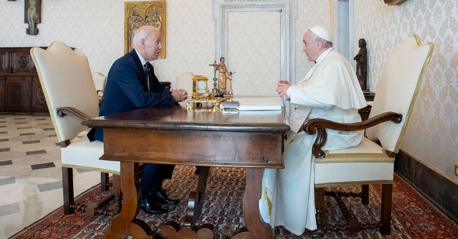 Biden: Pope Called Me a 'Good Catholic,' Said to 'Keep Receiving Communion'
