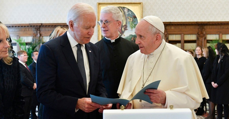 President Biden and Pope Francis, Biden is welcomed in Rome and the at Vatican