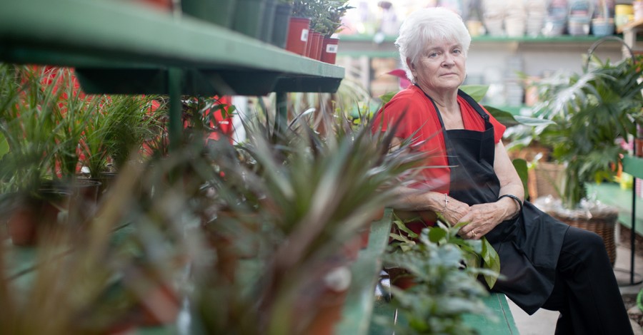 Christian Florist Settles LGBT Case, Retires: I Am 'Passing My Legal Torch' to Others
