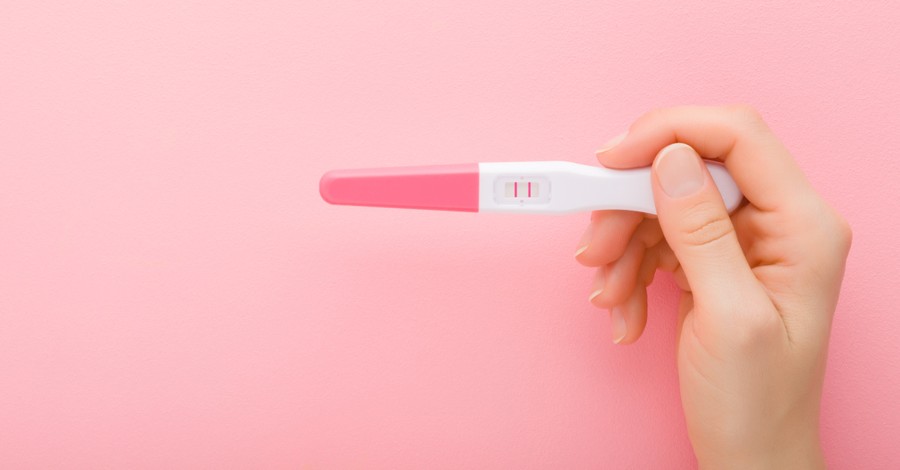 a positive pregnancy test, Illinois' governor signs law allowing teens to obtain an abortion without parental permission