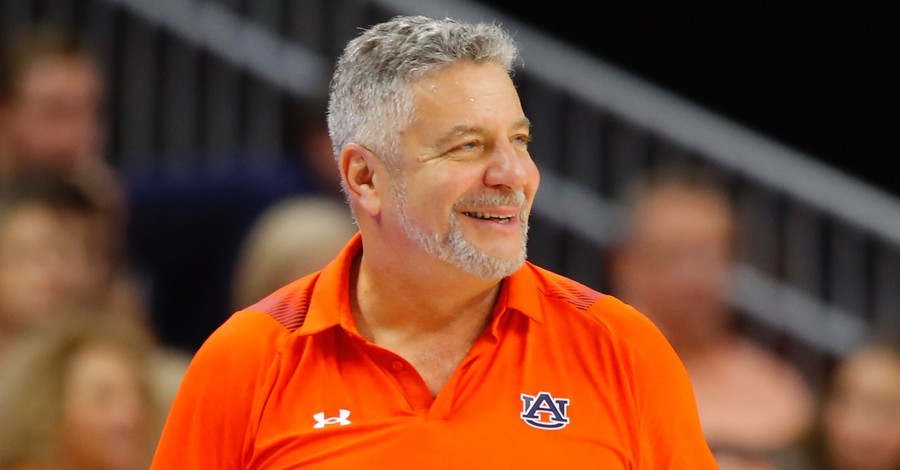 Auburn Coach Quotes Esther in Backing Ukraine: We Said 'Never Again' after the Holocaust