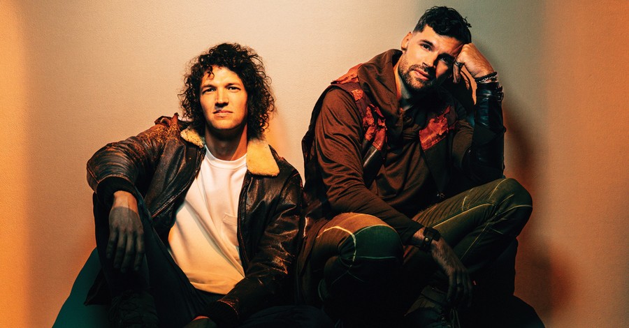 For King & Country Concert Raises $150,000 for Ukrainian Relief: 'Just Incredible,' Joel Smallbone Says