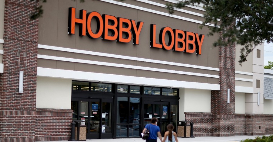 Hobby Lobby Faces Backlash for Ad Declaring America is ‘One Nation Under God’ 