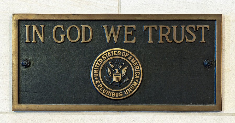 New Law Requires 'In God We Trust' Signs to Be Displayed in Every Louisiana Public School Classroom