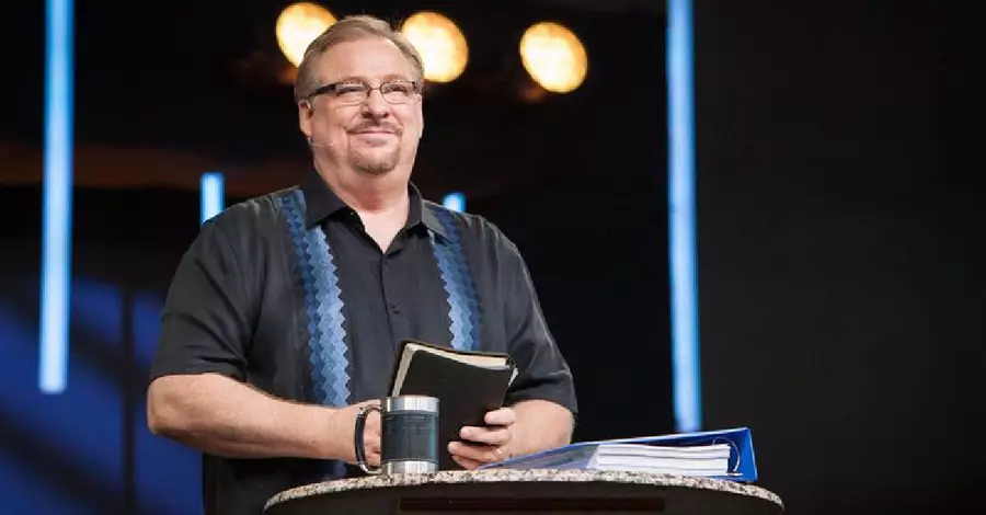 Rick Warren's Successor at Saddleback Named