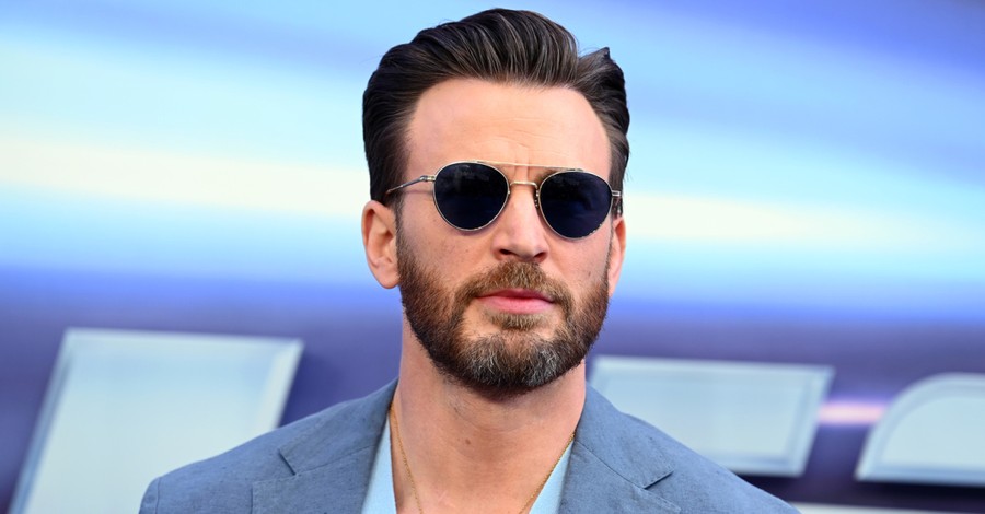 Chris Evans Blasts Critics of Same-Sex Kiss in Disney's <em>Lightyear</em>