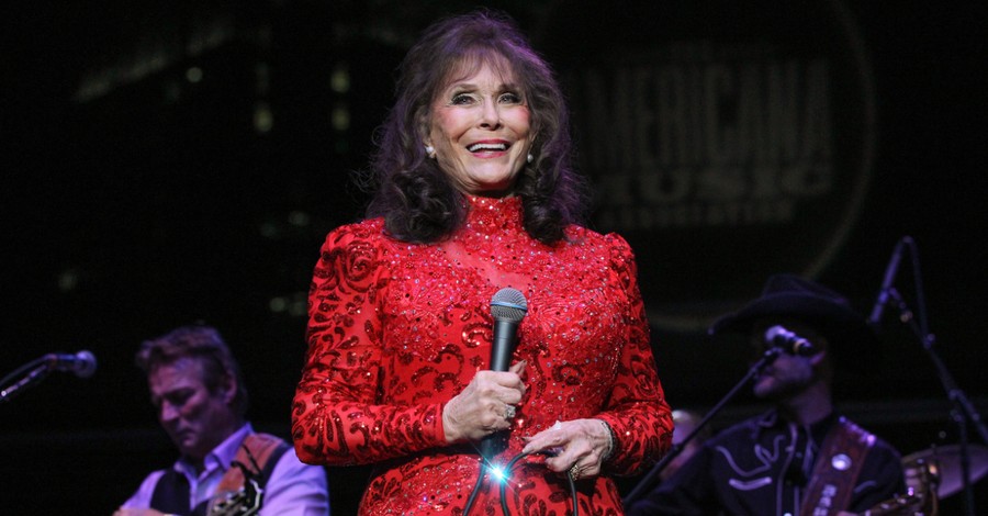 Loretta Lynn's Final Message to Fans Involved a Bible Verse: Live 'by the Truth'