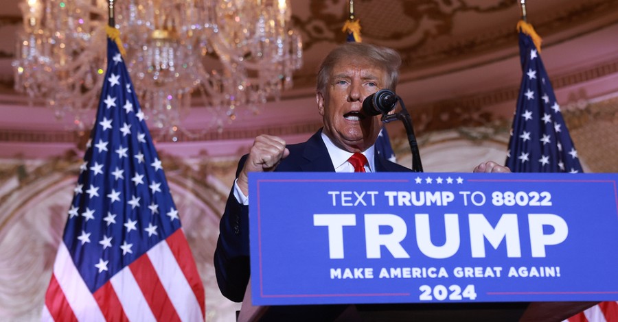 Trump Says He's Running in 2024: 'Make America Great and Glorious Again'