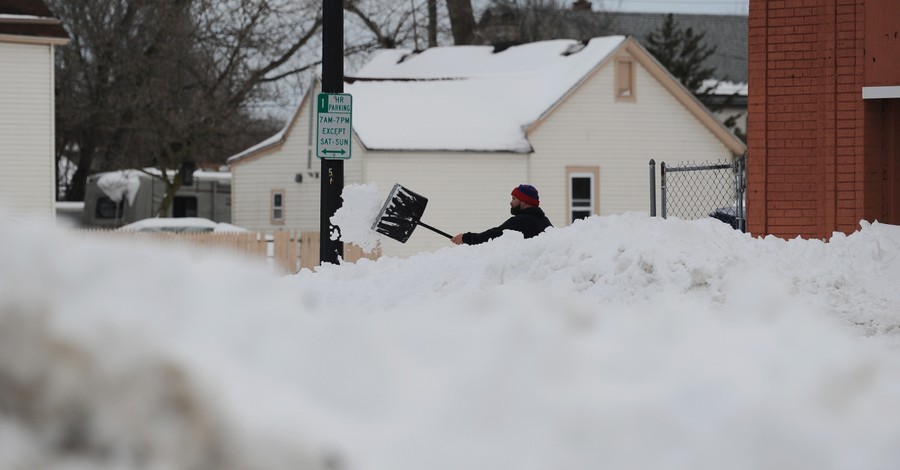 Pastors Rescue 154 People during Severe Snowstorms in Buffalo, New York