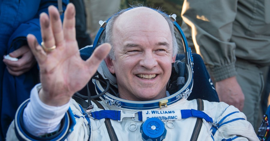 NASA Astronaut Says the Bible and Science Don't Conflict: 'God Is the Creator'