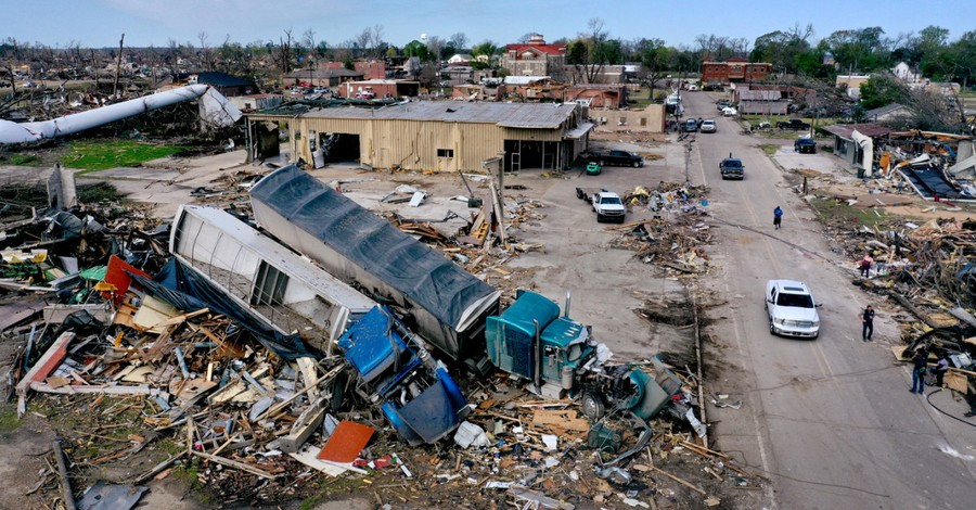 Samaritan's Purse, Operation Blessing Deploy Teams to Mississippi, Alabama following Deadly Tornadoes