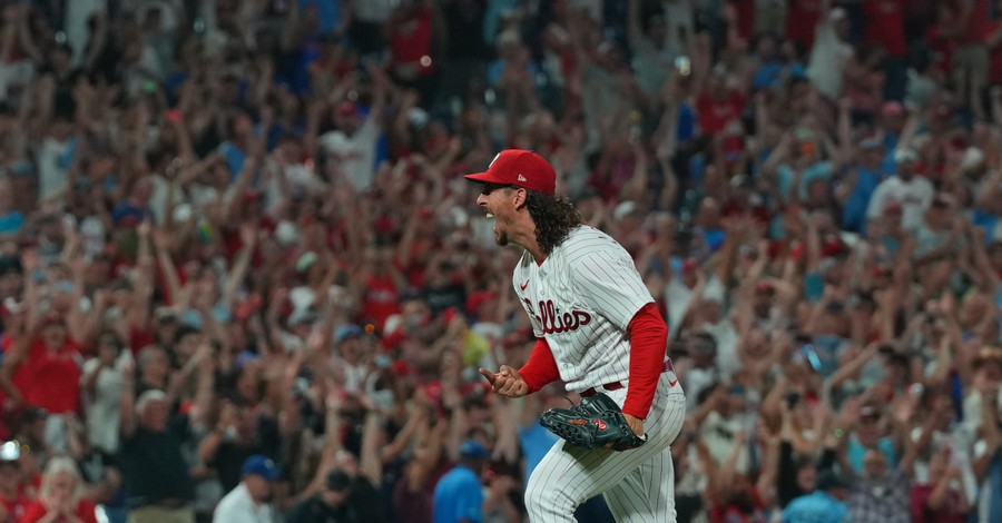 Phillies Pitcher Gives God 'All the Glory' after Tossing No-Hitter: 'I Just Had God's Grace'