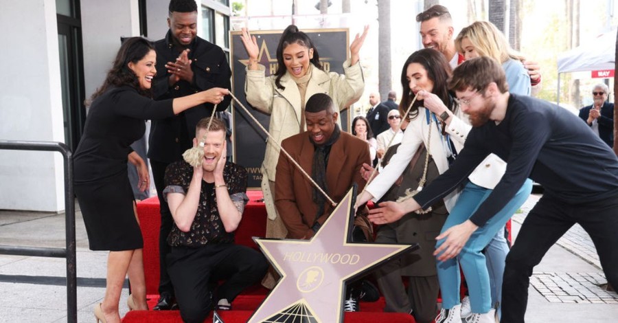 Pentatonix Aims to Share Faith through Music