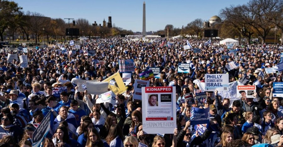 Tens of Thousands Gather for March for Israel Rally at National Mall