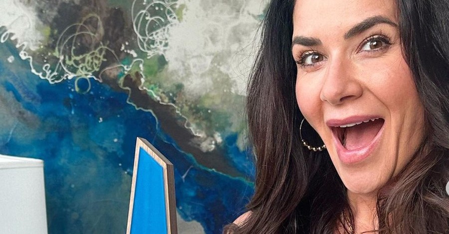 Tara Leigh Cobble of 'The Bible Recap' Podcast Says Reading the Entire