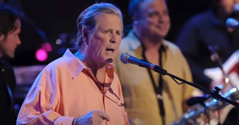 Brian Wilson, Co-Founder of the Beach Boys, Passes Away at 82
