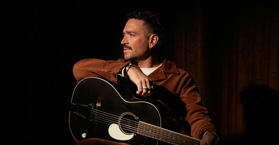 Alexander Pappas Releases Deluxe Single 'A Great Awakening' in English + Spanish
