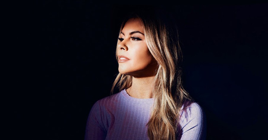 Tasha Layton Releases New Single 'Singing In The Dark'