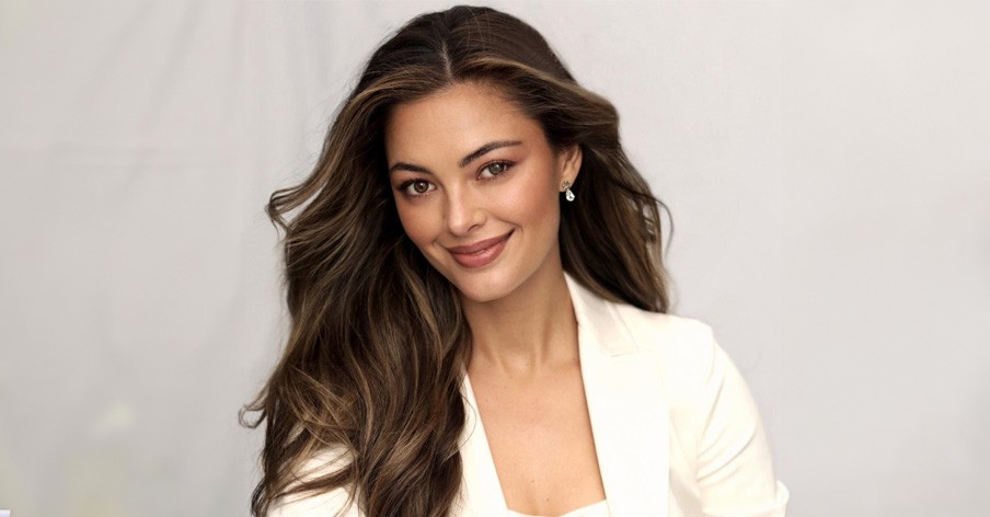 Demi-Leigh Tebow Releases Powerful Devotional ‘Knowing Who You Are Because of Who God Is: 100 Days to Unbreakable Faith.’