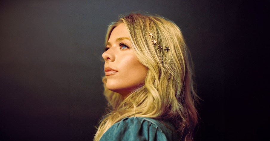 Anne Wilson Extends 'The STARS Tour' To 21 More Cities This Spring