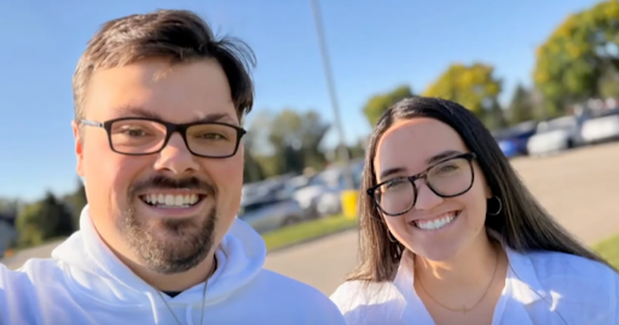Coma Survivors Turned Sweethearts Get Engaged at the Hospital Where it All Began