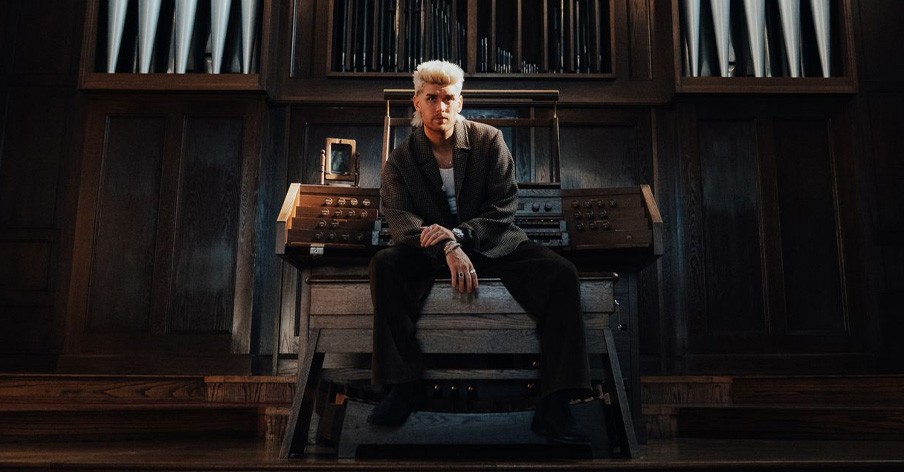Colton Dixon Releases New Music Video for 'In Spite of Me'