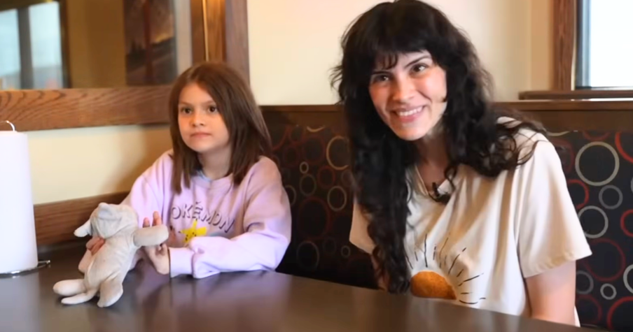 Simple Facebook Post Turns an Empty Birthday Party Into a Viral Celebration for a 9-Year-Old Girl