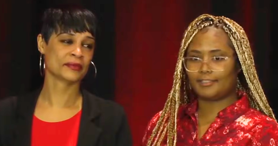 Brave Teenager Saves Her 42-Year-Old Mother After Sudden Heart Attack