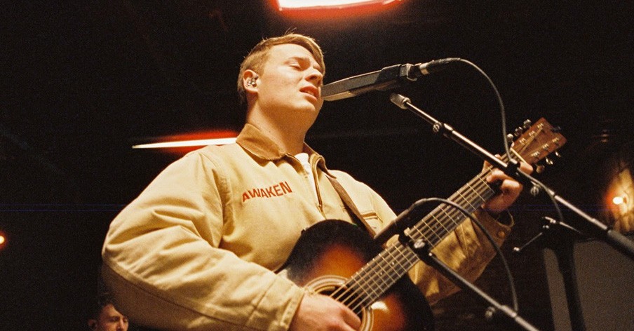 Bethel Music's Noah Paul Harrison Releases New Single 'Christ That We Lift Higher'