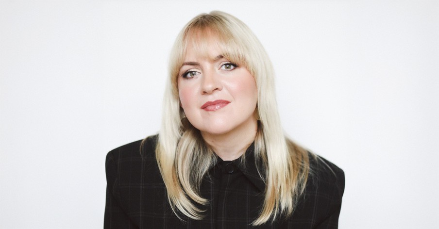 UK Worship Leader Philippa Hanna Releases New Single 'Let The Body Sing'