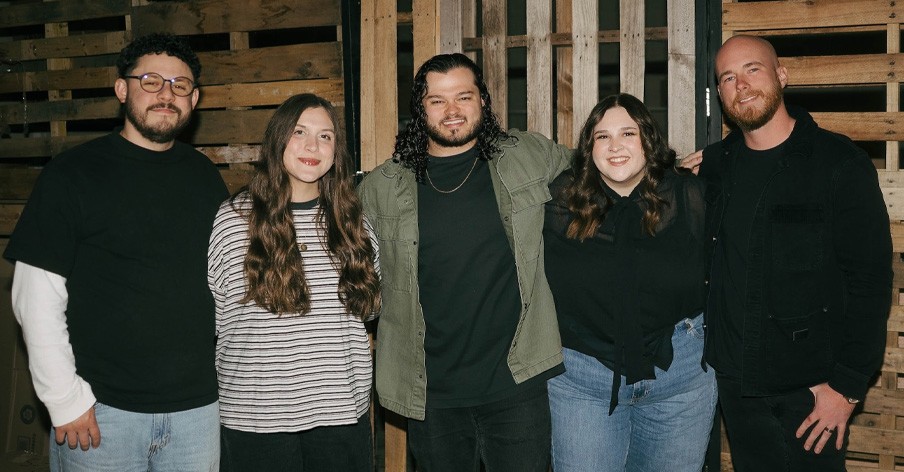 Madison Street Worship Releases Mosaic Reocrds Debut 'Whi Is Like The Lord'