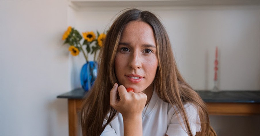 Elle Limebear Signs with Decca Records + Releases New Single 'Give Me Joy'
