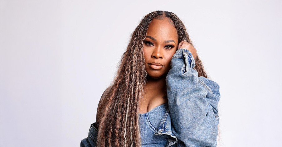 Tasha Cobbs Leonard Revisits Her Classics with Star-Studded Features on New Live LP out Sept 11