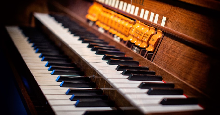 a Piano, Chinese Communist authorities raid a Christian music school and arrest its principal