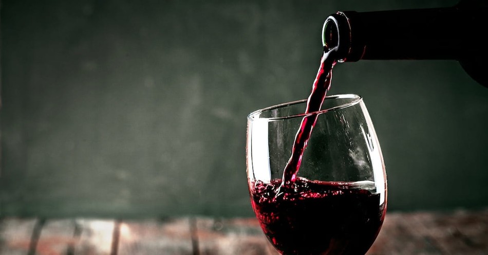 Does the Bible Allow Christians to Drink Alcohol?