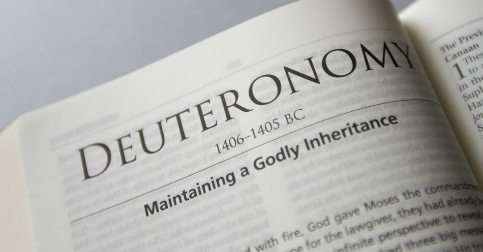 Book of Deuteronomy Summary