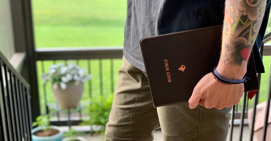 Who Are the Gideons and What is a Gideon Bible?