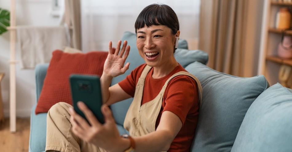 Bloomscrolling and the Christian Call to Guard Your Mind