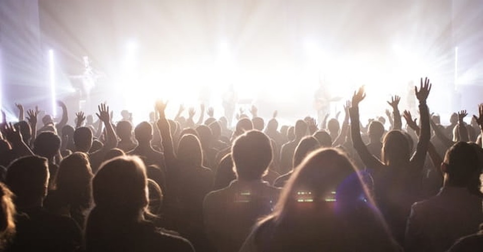 How Does Technology Change the Way We Worship in Church?