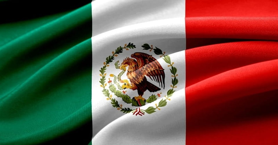 Passengers ‘Blessed and Grateful to God’ for Surviving Mexico Plane Crash