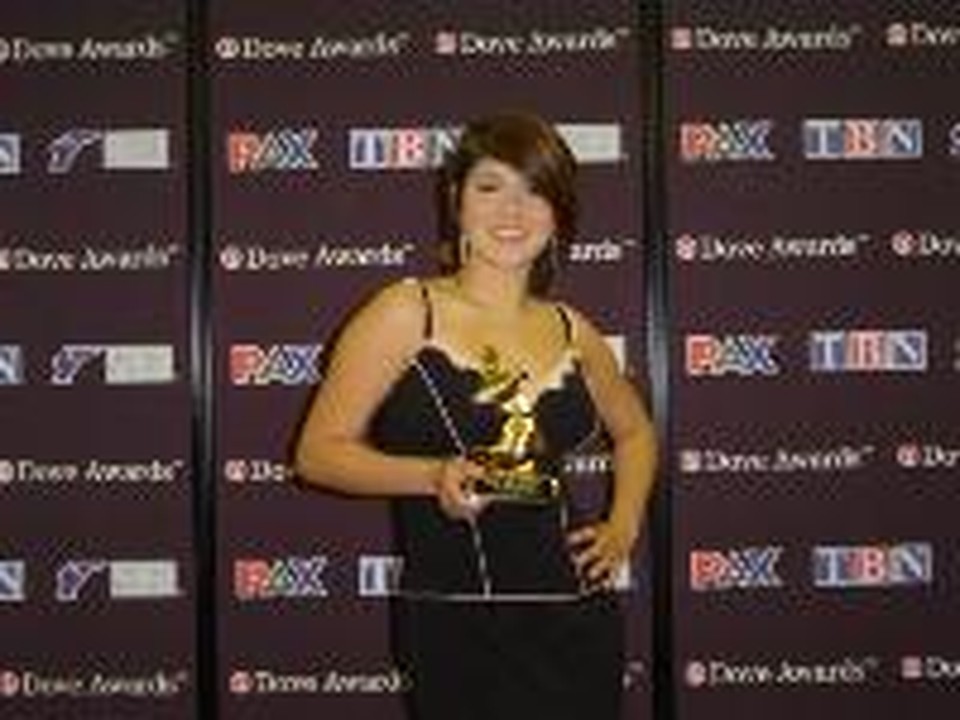 Jaci Velasquez Honored for Spanish Language Album 