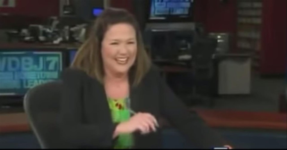 News Anchor Can't Stop Laughing At Swimming Cat On Live TV | GodTube.com