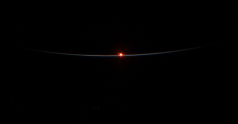 NASA Astronaut Quotes Psalm 30 after Watching Sunrise: 'Joy Cometh in the Morning'